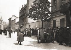 Artillery position during the May Coup of 1926 on Warsaw's Mokotowska street with Saint Alexander church facade visible