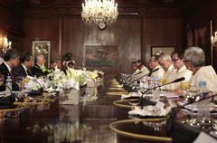 President Benigno S. Aquino III and Malaysian Prime Minister Najib Tun Razak meeting at Malacañan Palace in 2012