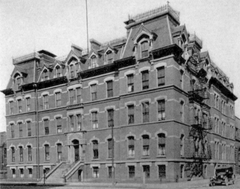 Illinois Charitable Eye and Ear Infirmary building in Chicago in 1922