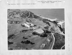 Historic black and white photograph of San Francisco, California with notable cityscape and buildings