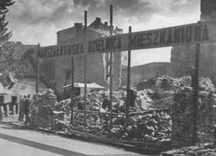 Construction of MDM in Warsaw August 1950