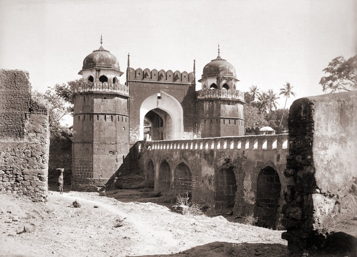 Historic Mecca Gate and bridge in Aurangabad, Maharashtra, with old city walls