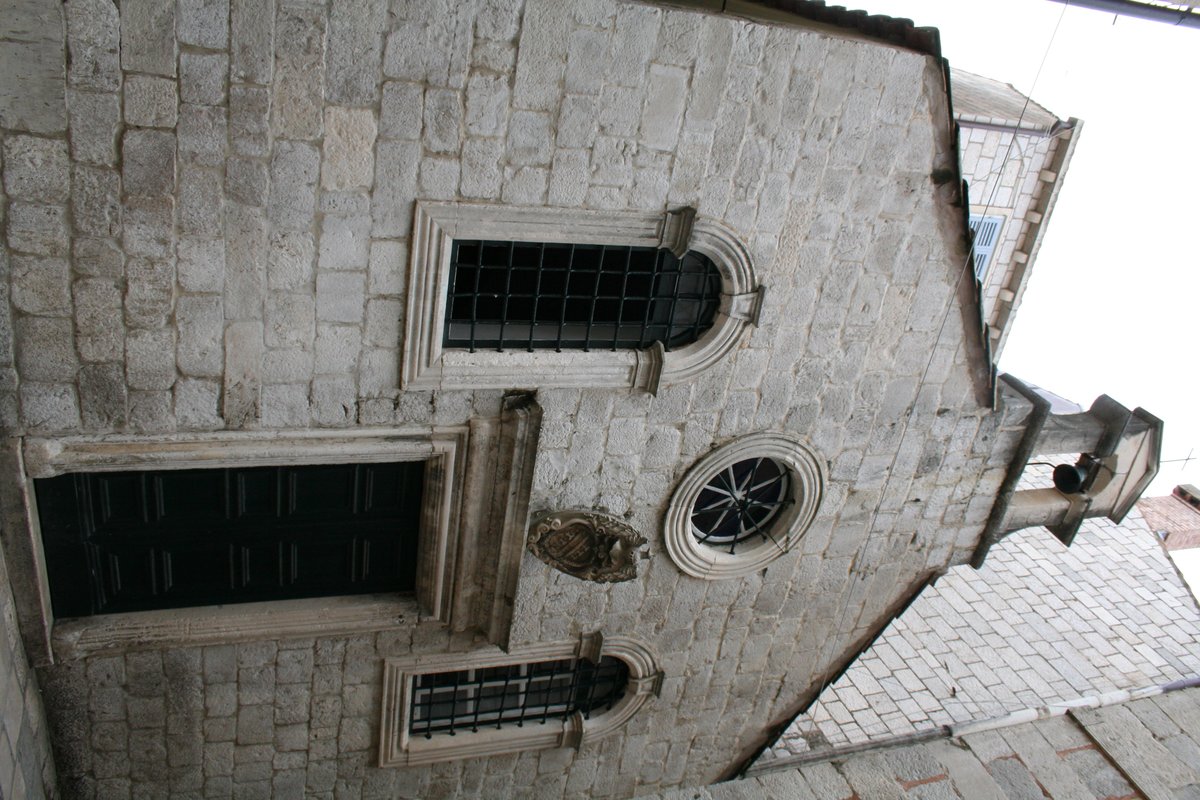 Photo of Beverly Hills, California-style urban architecture in Dubrovnik, Croatia