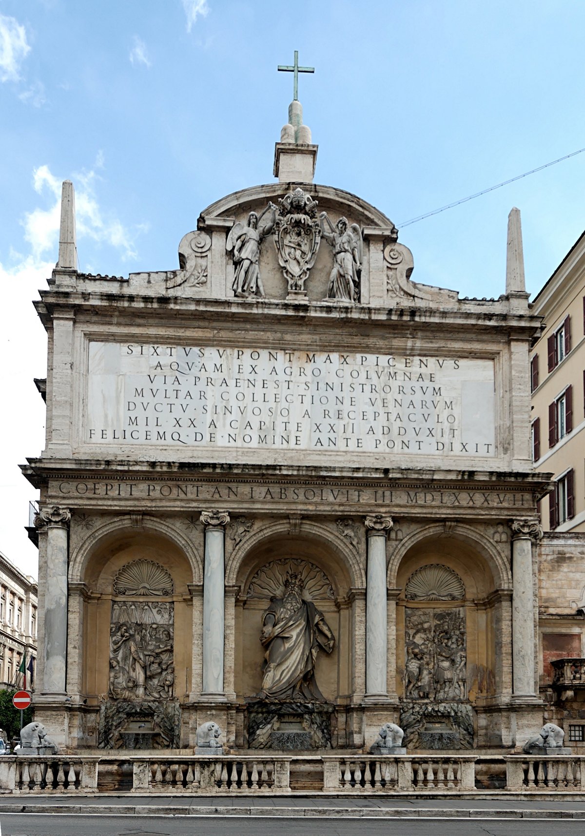 Acqua Felice fountain 16th century via V.E. Orlando Rome